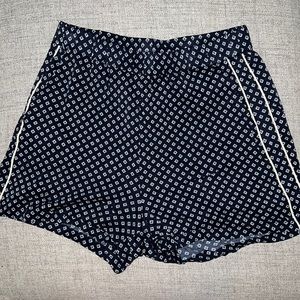 H&M navy printed shorts with pockets
